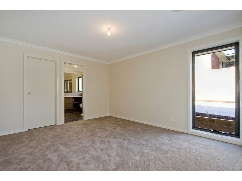 2/7 Crestway, Lilydale VIC 3140