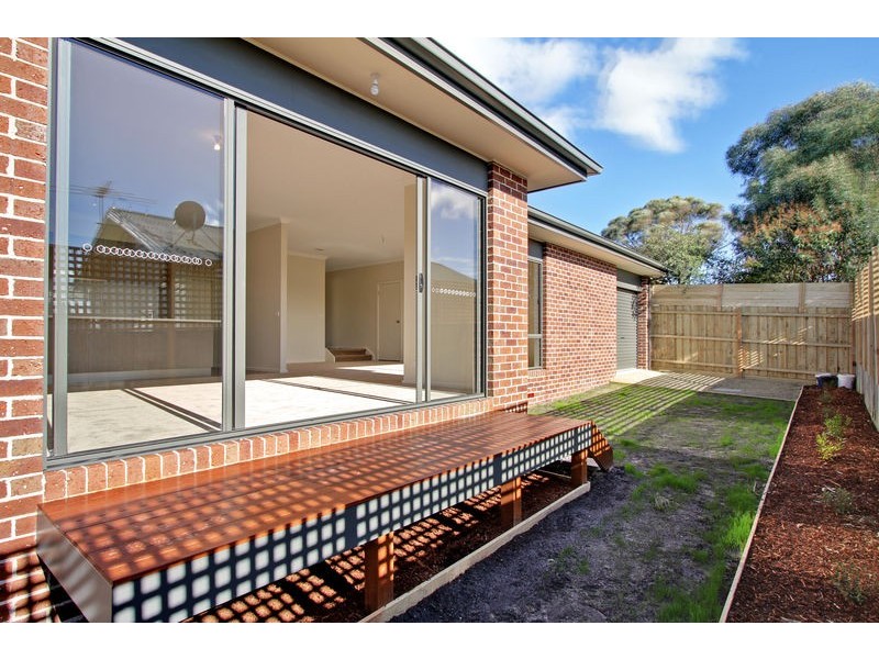 2/7 Crestway, Lilydale VIC 3140
