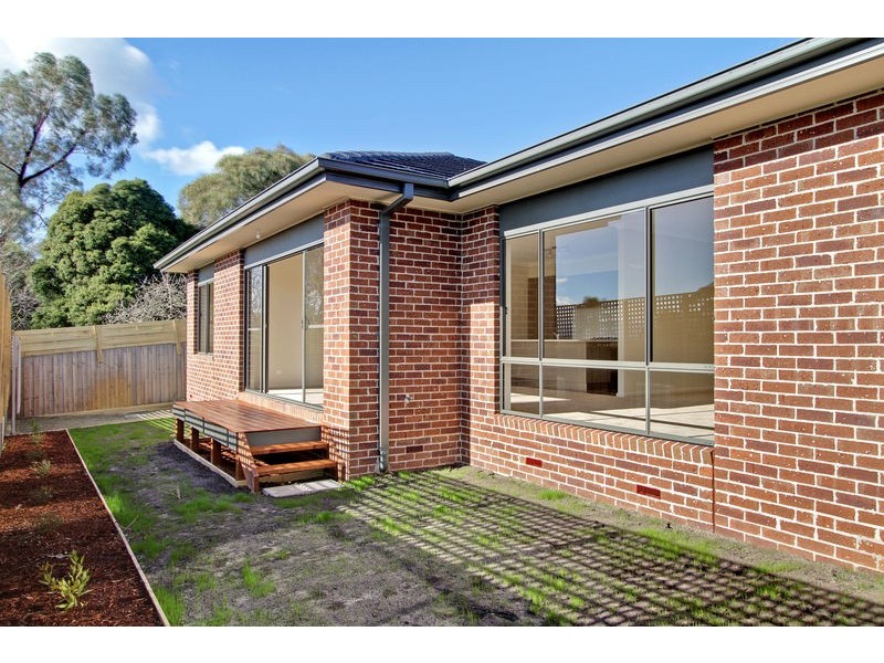2/7 Crestway, Lilydale VIC 3140