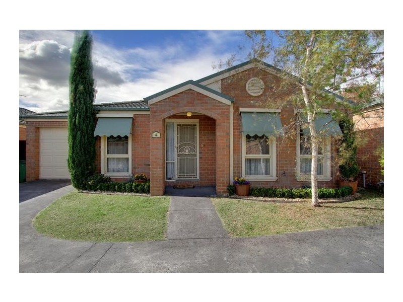4/30 Jackson Street, Croydon VIC 3136