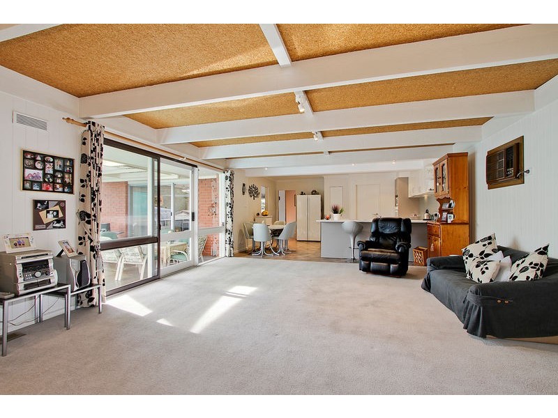 3 Kallay Street, Croydon VIC 3136