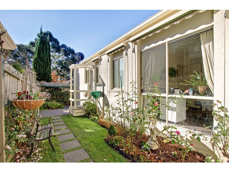 Ringwood East VIC 3135