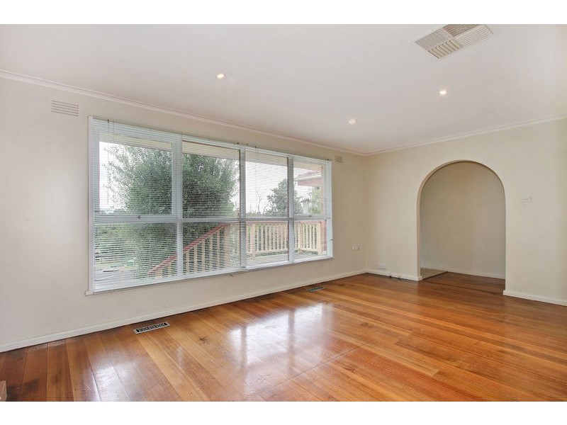 49 Taylor Road, Mooroolbark VIC 3138