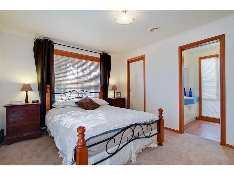 Croydon Hills VIC 3136