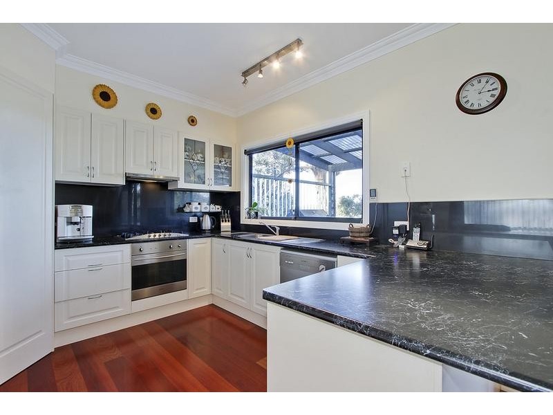 34 Old Warburton Hwy, Seville East VIC 3139