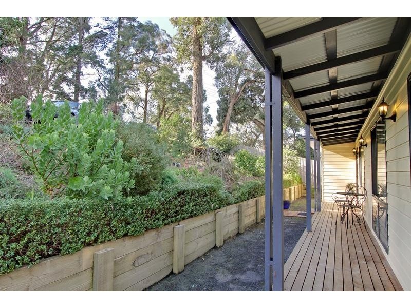 34 Old Warburton Hwy, Seville East VIC 3139