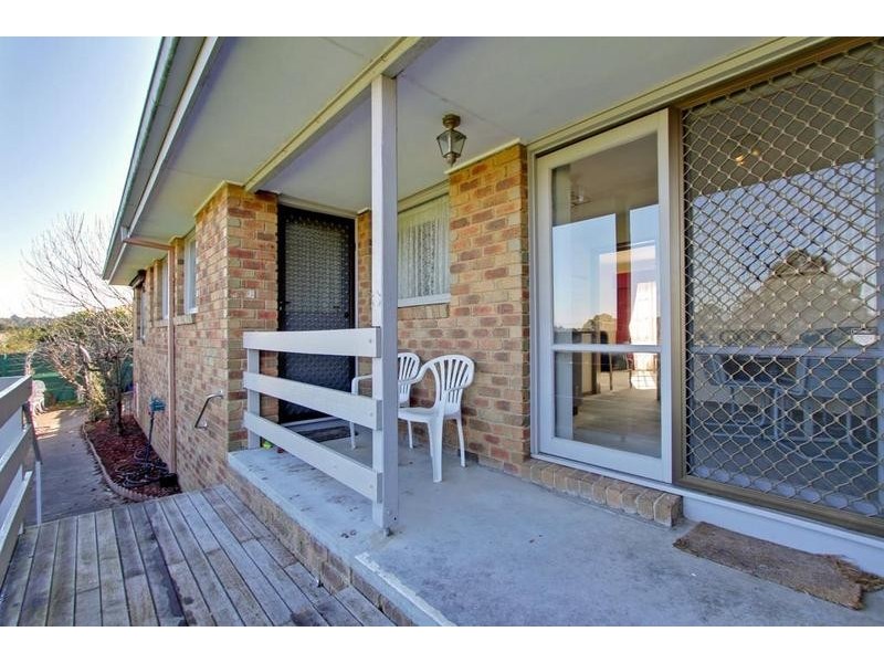 2/21 Cutts Avenue, Croydon VIC 3136