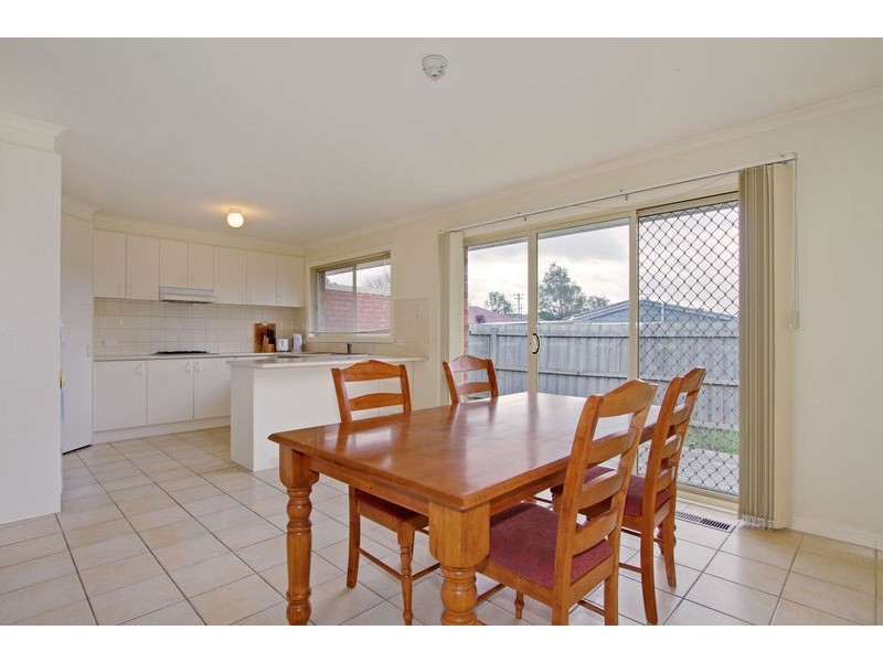 3/8 Swanley Avenue, Bayswater North VIC 3153