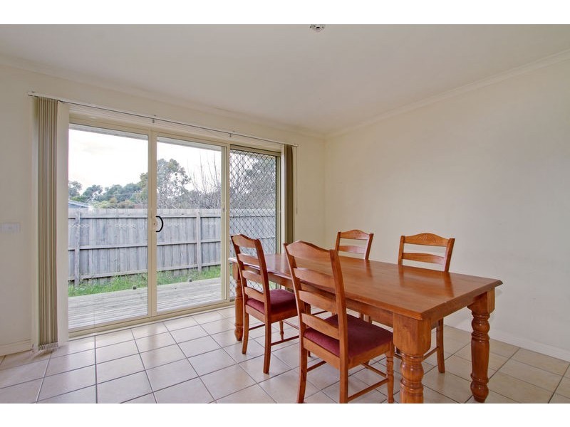3/8 Swanley Avenue, Bayswater North VIC 3153