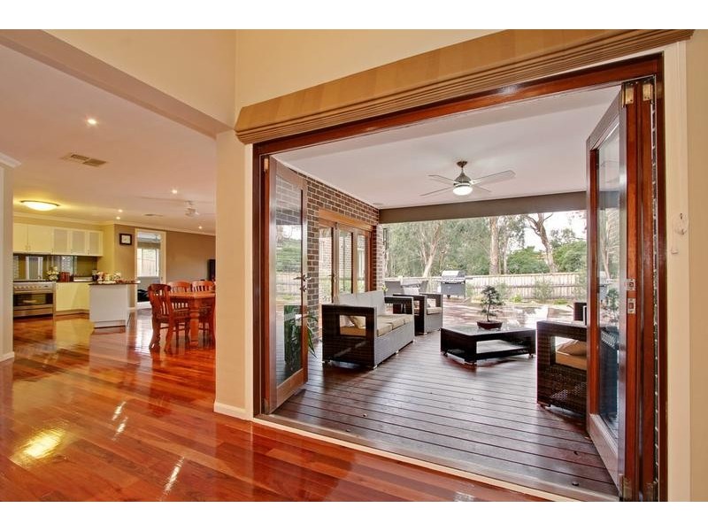 35 Sebire Avenue, Wandin North VIC 3139