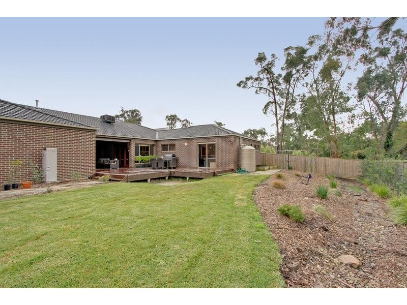 35 Sebire Avenue, Wandin North VIC 3139