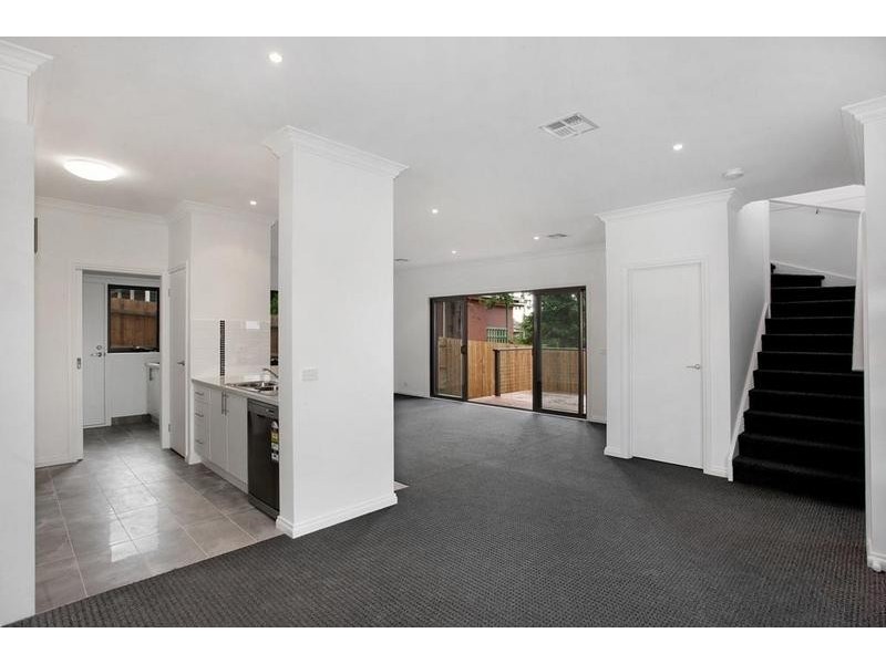 2/22 Bowen Road, Lilydale VIC 3140