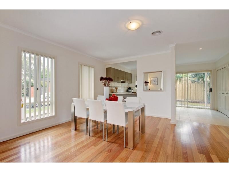 15-17 Manchester Road, Mooroolbark VIC 3138