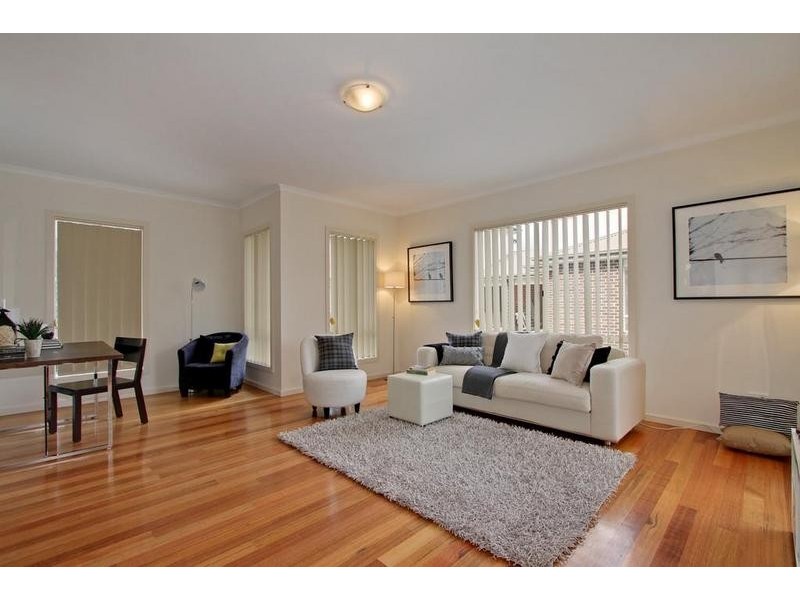 15-17 Manchester Road, Mooroolbark VIC 3138