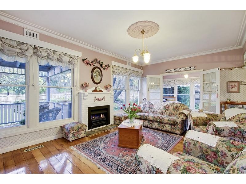 37 Bayswater Road, Croydon VIC 3136