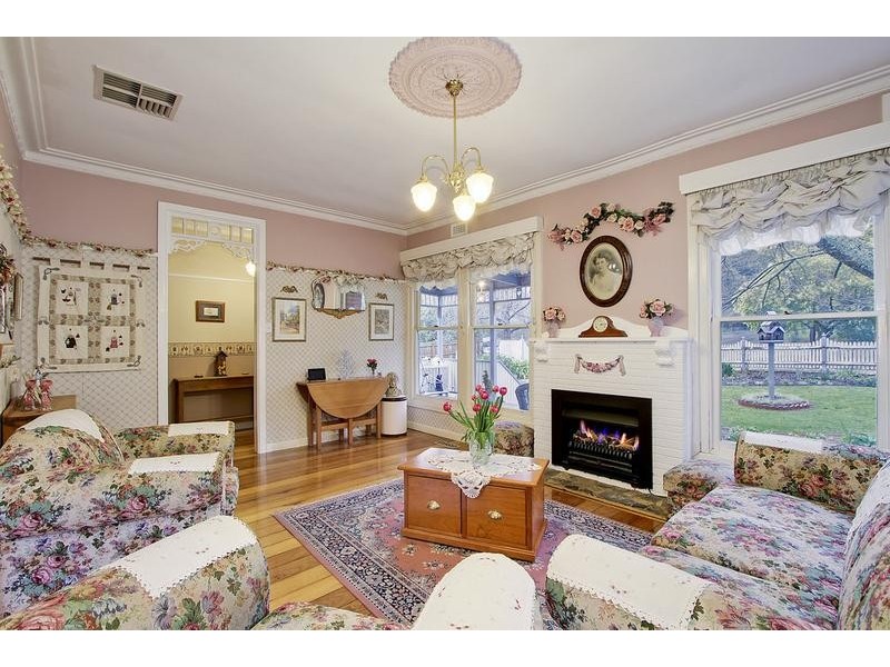 37 Bayswater Road, Croydon VIC 3136