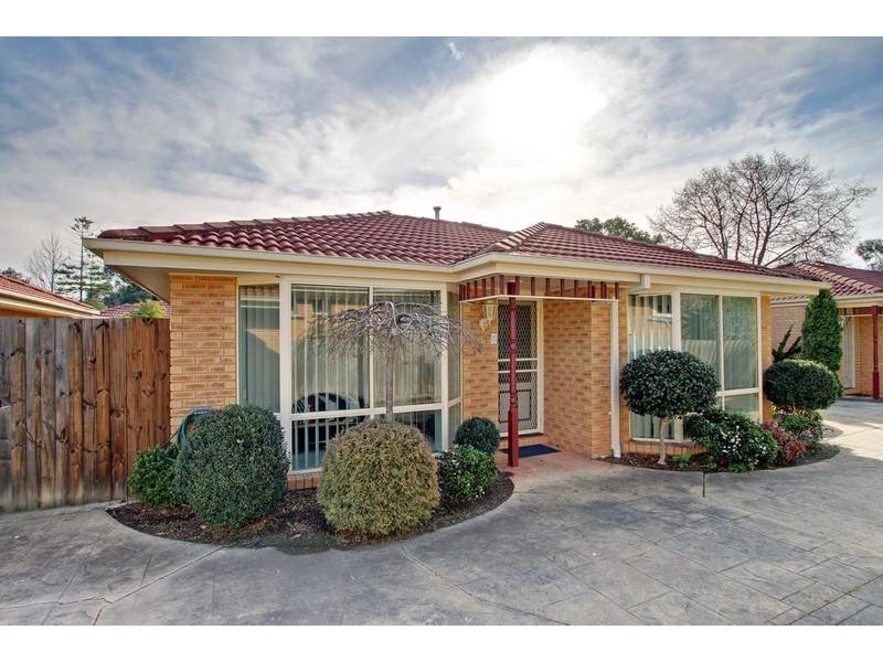 2/26 Haig Street, Croydon VIC 3136
