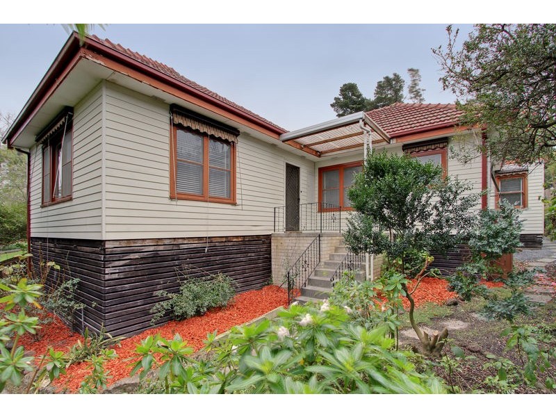 25 Wicklow Avenue, Croydon VIC 3136