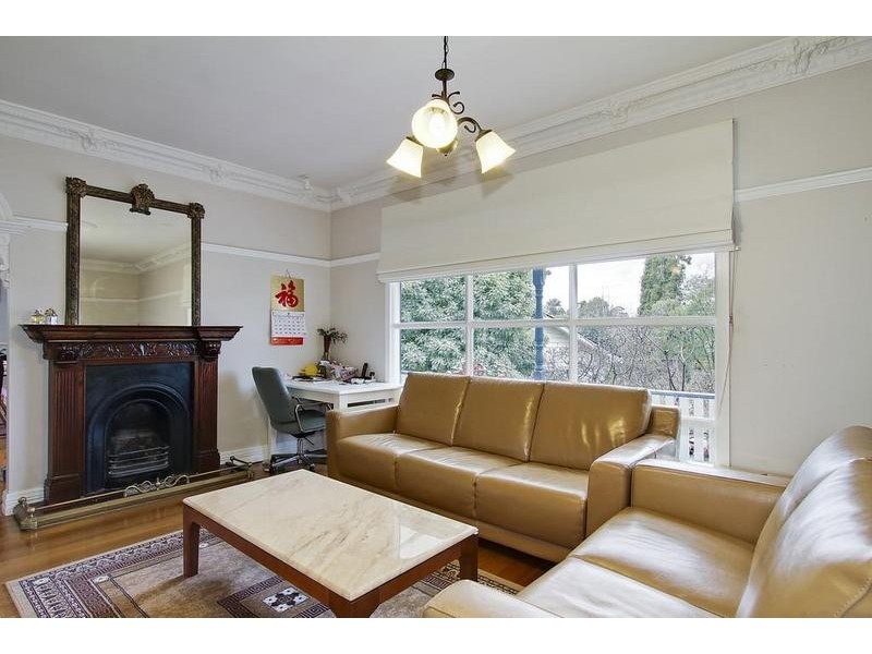 8 Rose Court, Croydon VIC 3136