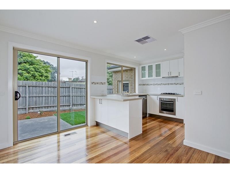 2/7 Lorienne Street, Heathmont VIC 3135