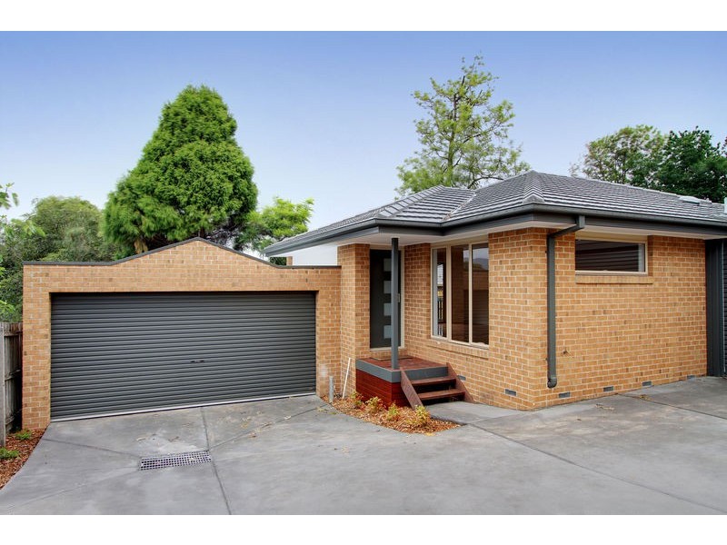 2/116 Belmont Road East, Croydon South VIC 3136