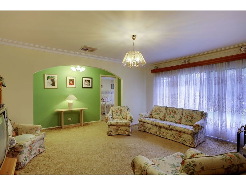 23 Gracedale Avenue, Ringwood East VIC 3135