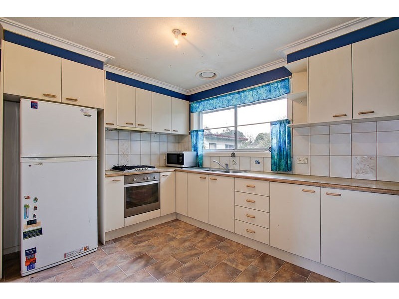 1 Luscombe Court, Kilsyth VIC 3137