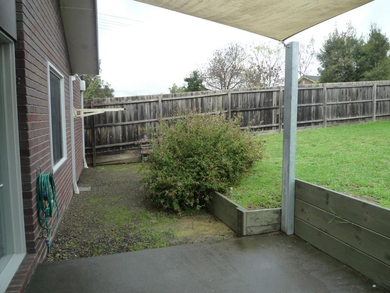 1/37 Pinoak Drive, Yarra Glen VIC 3775