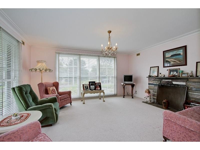 14 Glenwood Drive, Croydon VIC 3136