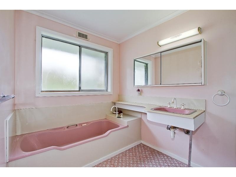 14 Glenwood Drive, Croydon VIC 3136