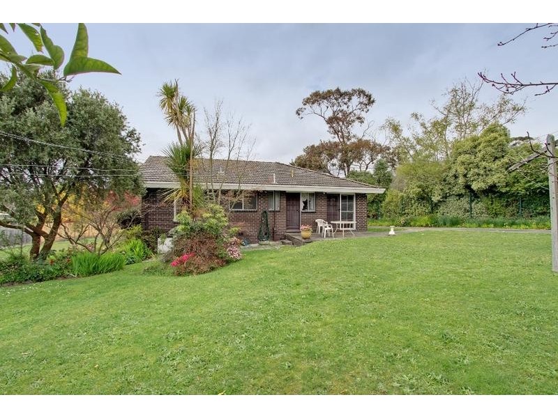 14 Glenwood Drive, Croydon VIC 3136