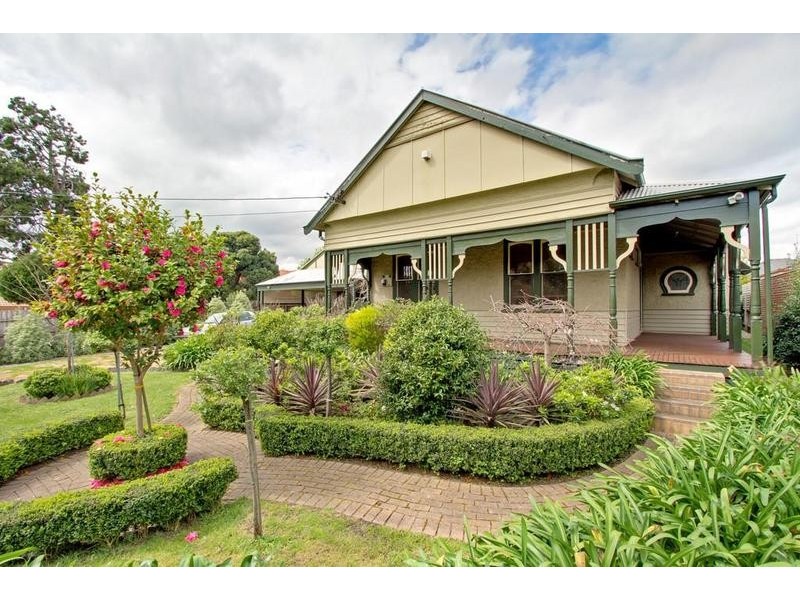 14 Maroondah Hwy, Croydon VIC 3136