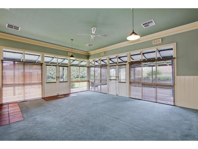 14 Maroondah Hwy, Croydon VIC 3136