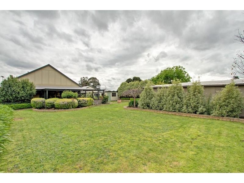 14 Maroondah Hwy, Croydon VIC 3136