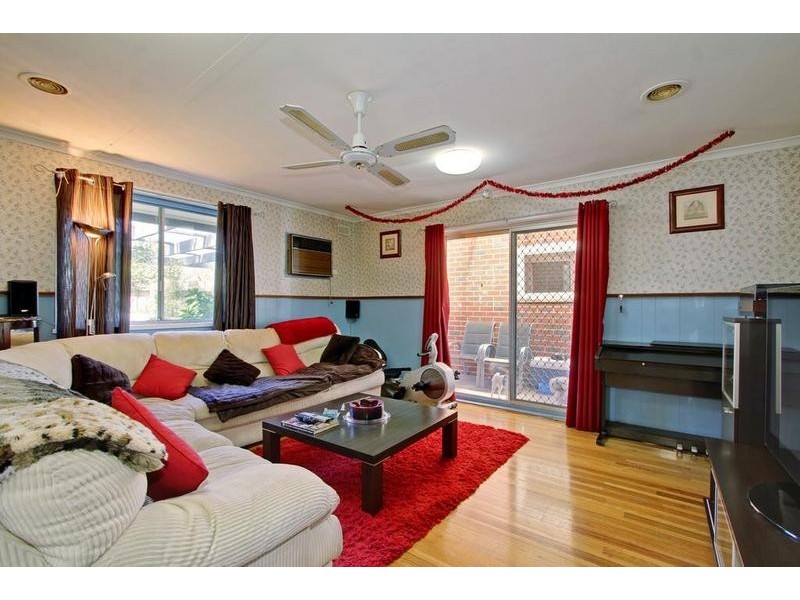 51 Binbrook Drive, Croydon VIC 3136