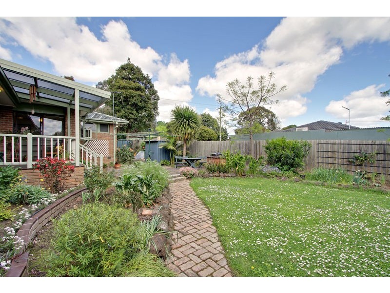 7 Central Avenue, Croydon South VIC 3136