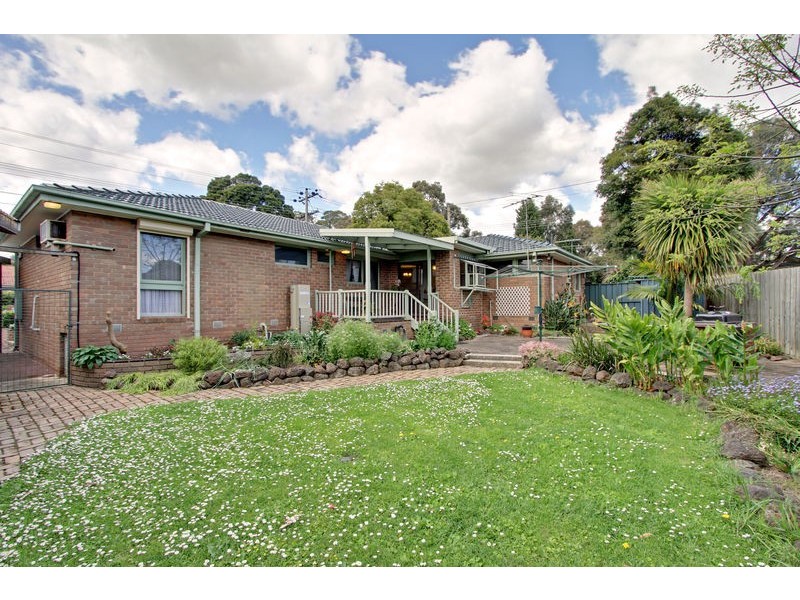 7 Central Avenue, Croydon South VIC 3136