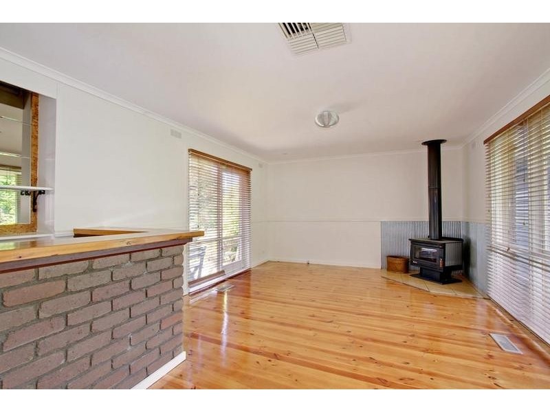 34 Landscape Drive, Mooroolbark VIC 3138