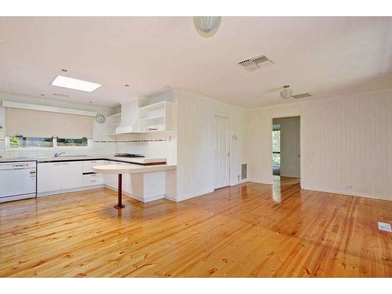 34 Landscape Drive, Mooroolbark VIC 3138