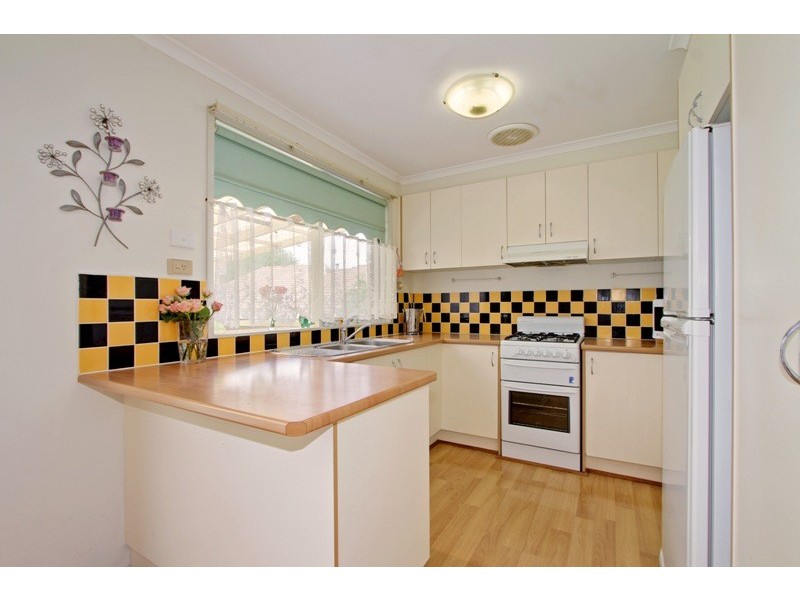 6 Hedwig Drive, Mooroolbark VIC 3138