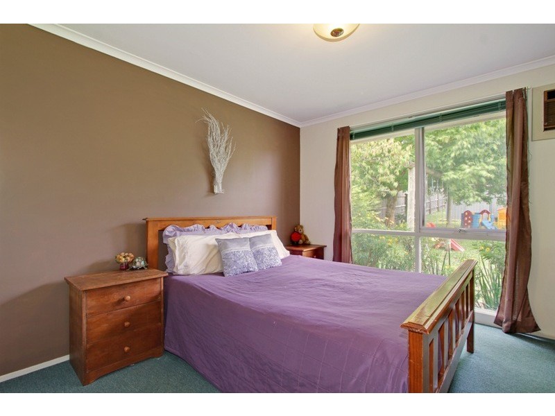 6 Hedwig Drive, Mooroolbark VIC 3138