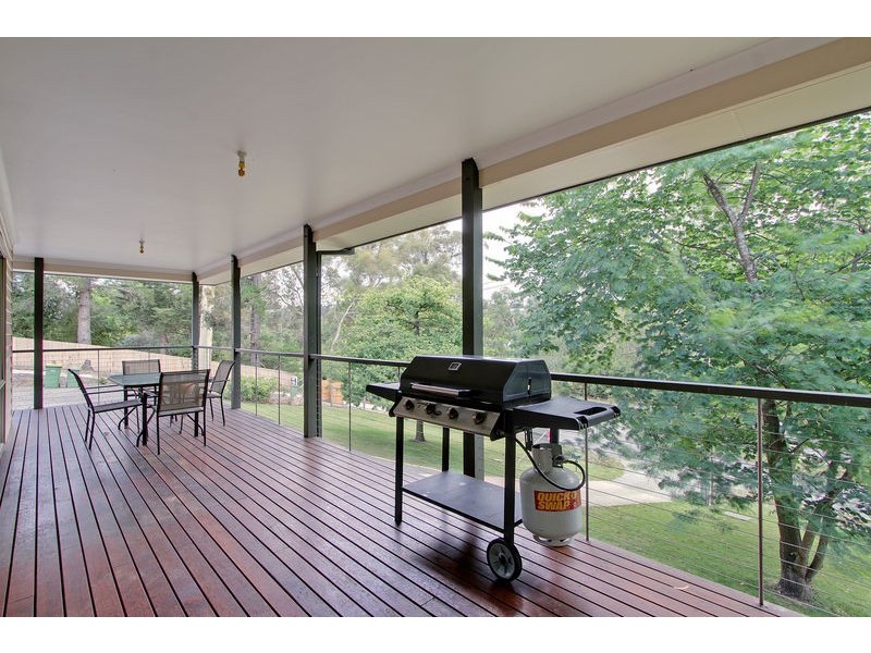 22 Old Warburton Road, Seville VIC 3139