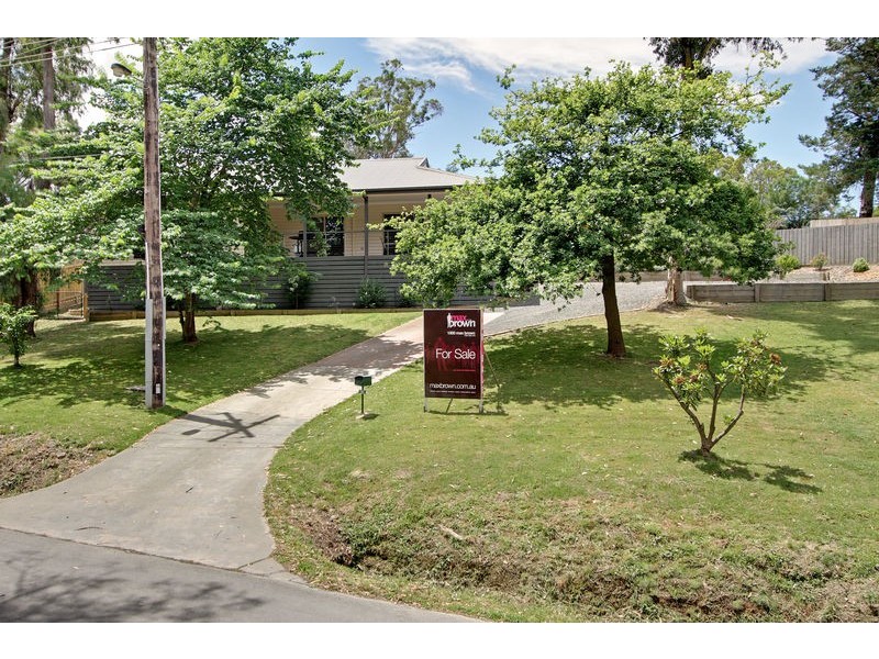 22 Old Warburton Road, Seville VIC 3139