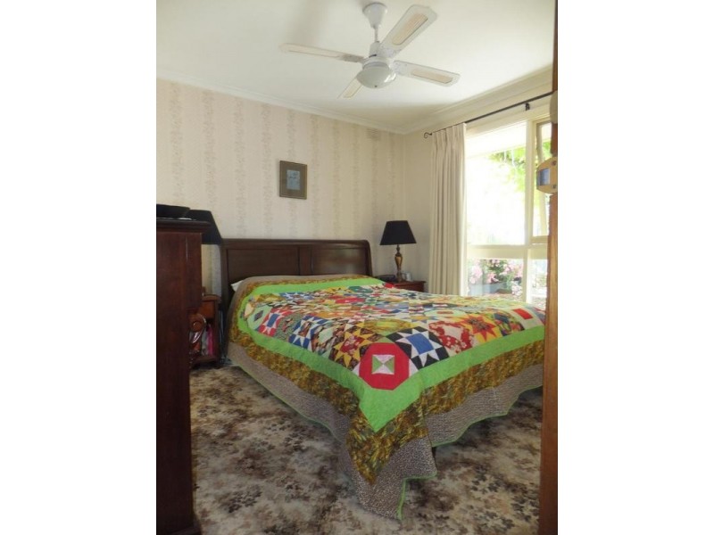 13 Rozelle Avenue, Ringwood East VIC 3135