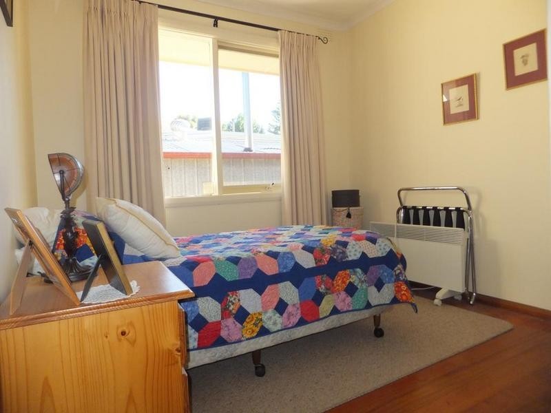 13 Rozelle Avenue, Ringwood East VIC 3135