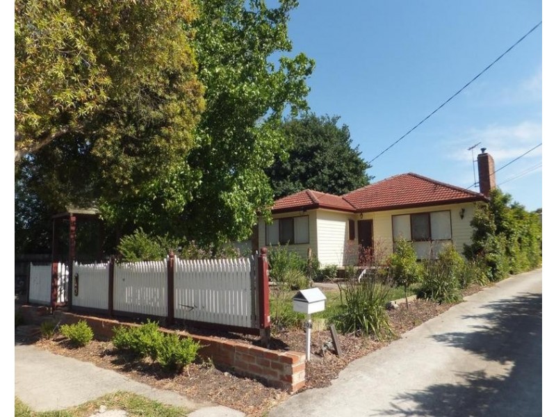 30 Diane Crescent, Mooroolbark VIC 3138