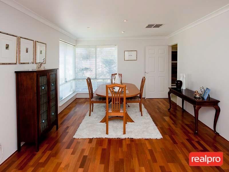 2 Godwin Avenue, Manning WA 6152