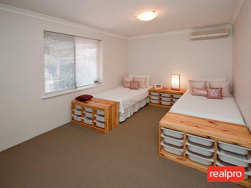 2 Godwin Avenue, Manning WA 6152
