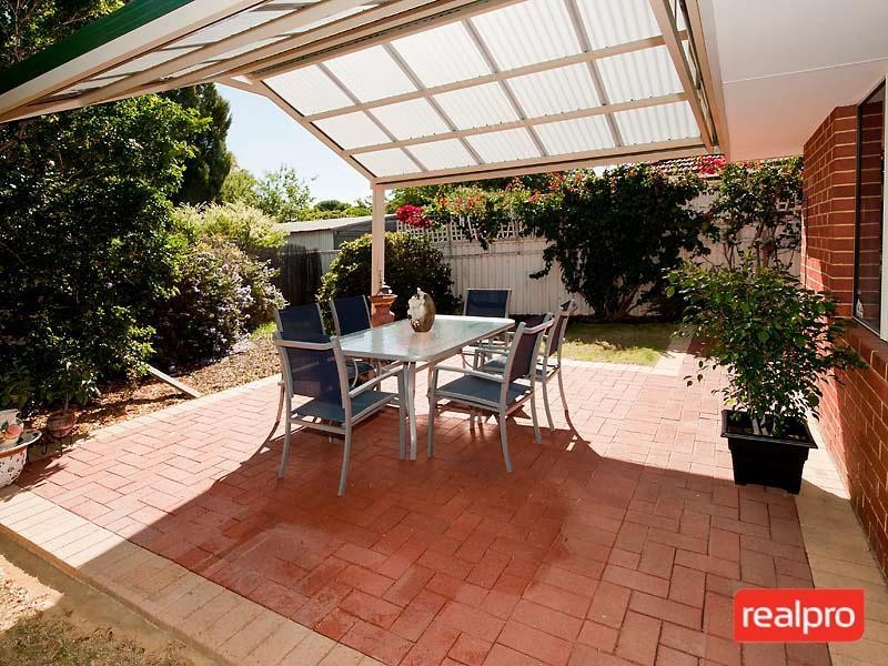 2 Godwin Avenue, Manning WA 6152