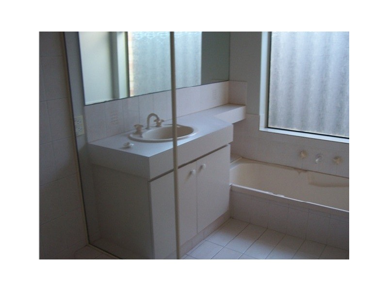 42 Honours Rise, Marangaroo WA 6064